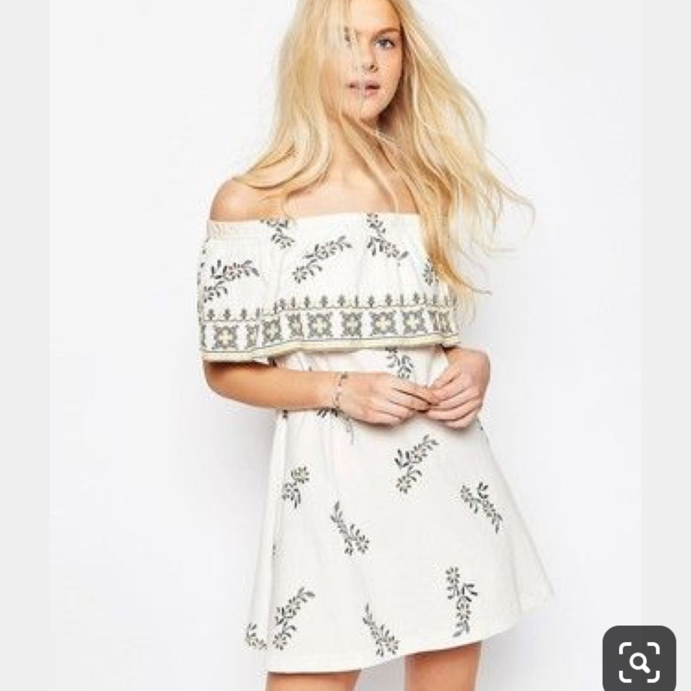 Off the shoulder summer dress